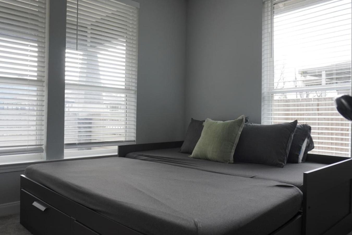 Homey 2bed 1bath In Quiet Neighborhood Holiday home Houston