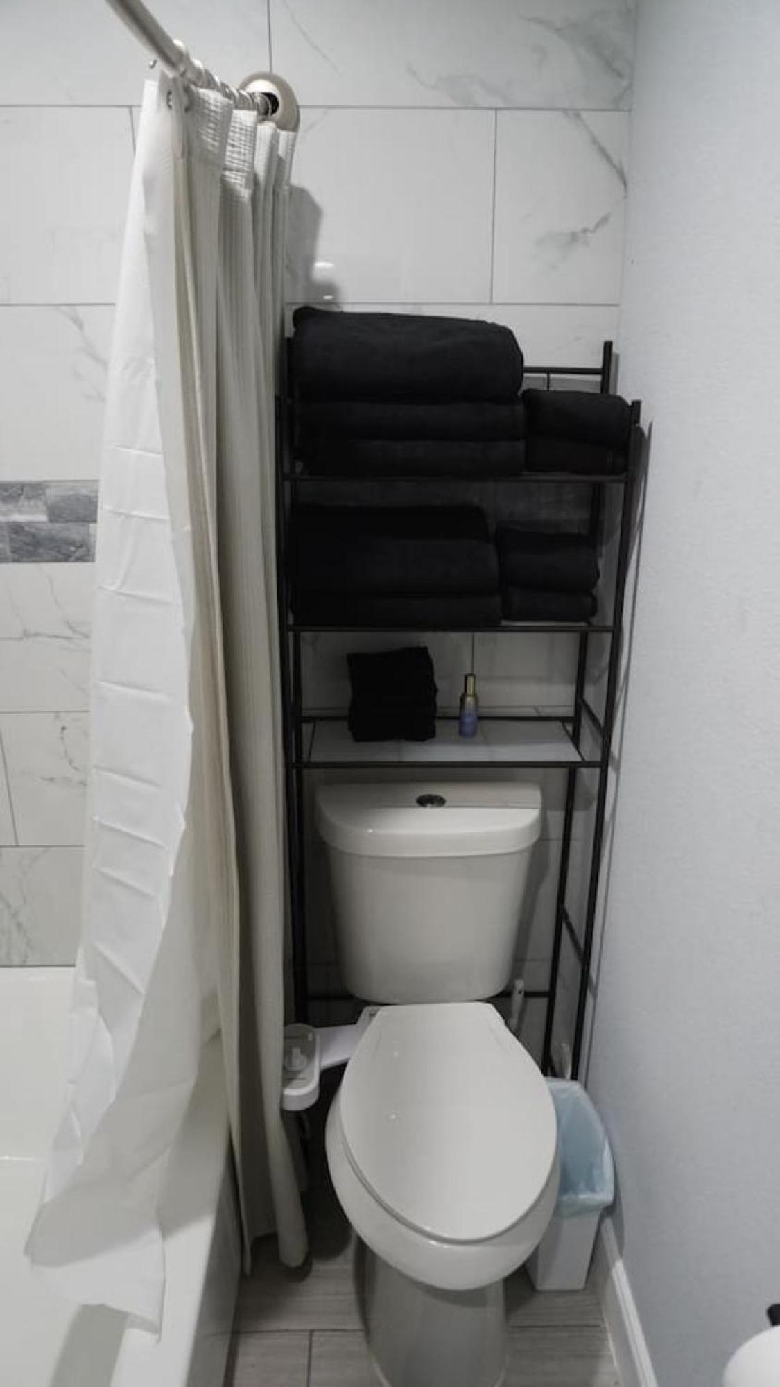 Holiday home Homey 2bed 1bath In Quiet Neighborhood Houston
